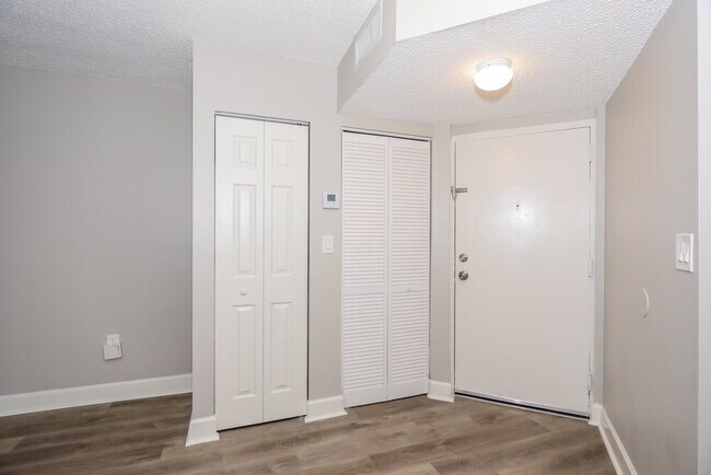 Foto del edificio - 8205 SW 152nd Ave