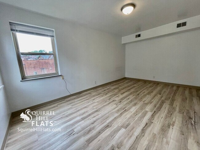 Foto del edificio - 5710 Phillips Ave