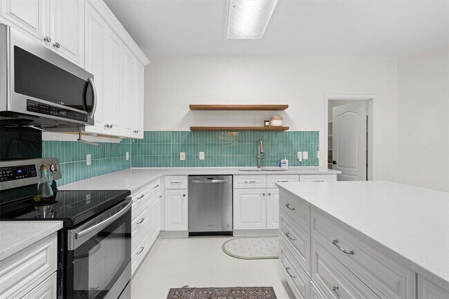 Foto del edificio - 8353 Steamline Cir