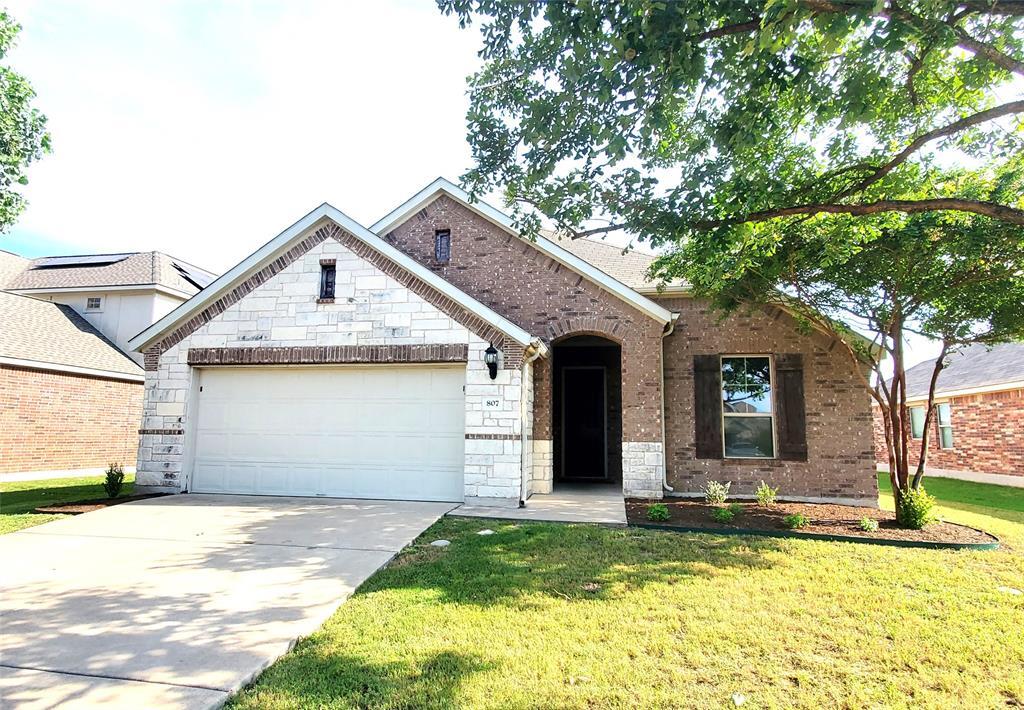 Foto principal - 807 Farmhouse Dr