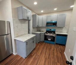 Building Photo - 295 Avenue B