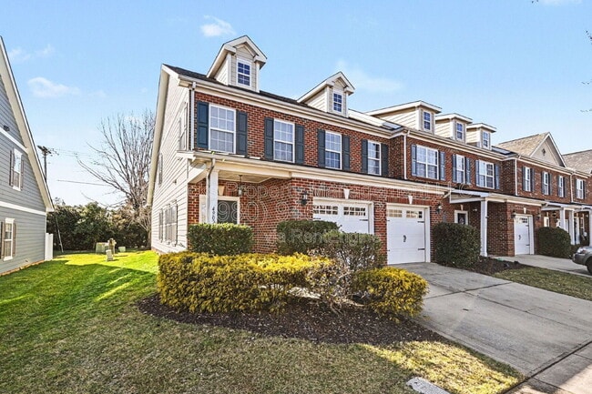 Foto del edificio - 4902 Tradd Cir