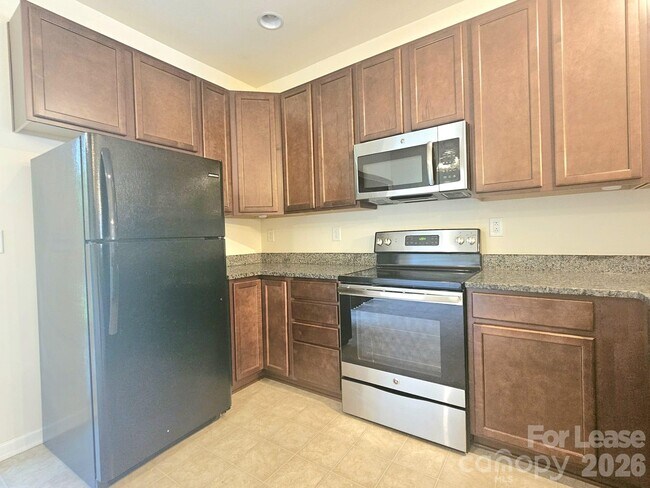 Foto del edificio - 2530 Madeline Meadow Dr