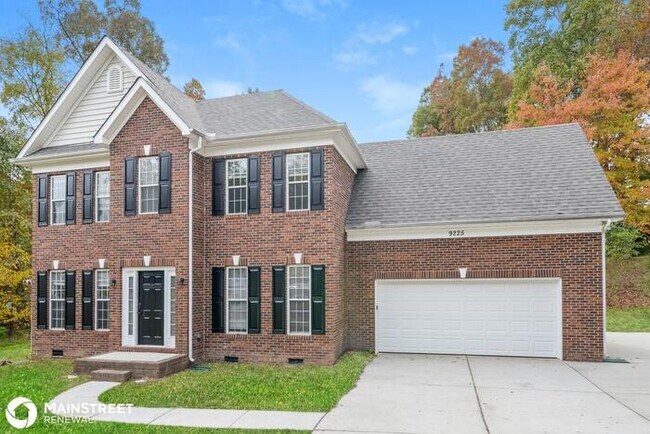 Building Photo - 9225 MOUNTAIN AIRE CIR, CHARLOTTE, NC 28214