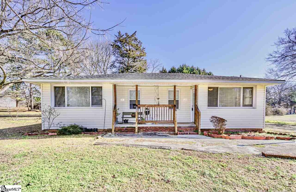 Primary Photo - 109 Scalybark Rd