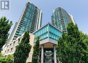 Building Photo - 205 Sherway Gardens Rd