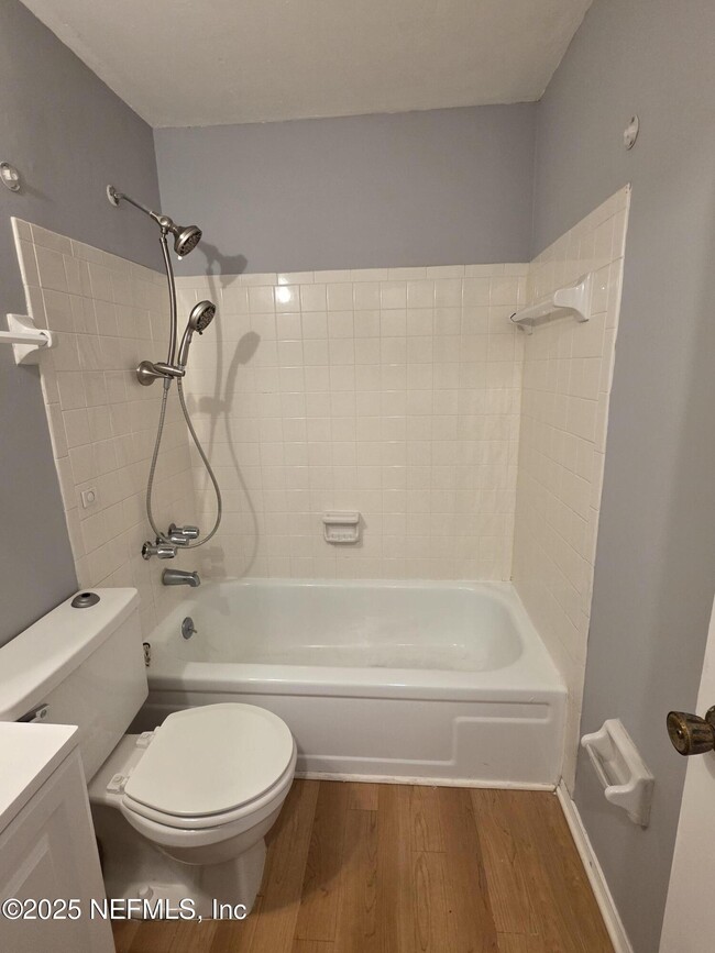 Building Photo - 2709 Julie Ln