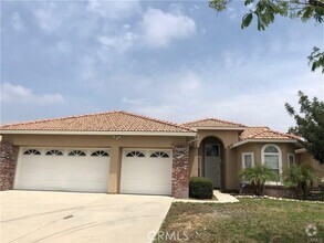 Building Photo - 15974 Sunburst Dr