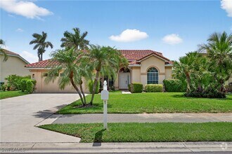 Building Photo - 2138 E Crown Pointe Blvd