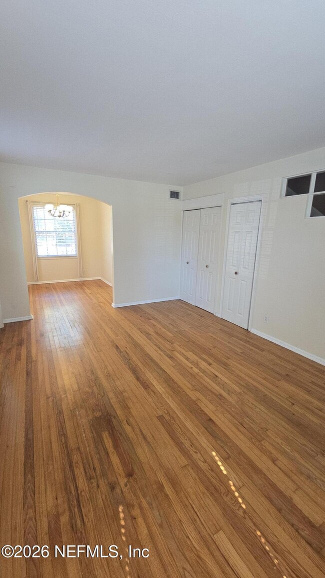 Foto del edificio - 3665 St Johns Ave