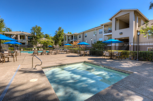 Seven West at the Trails Rentals - Beaverton, OR | Apartments.com