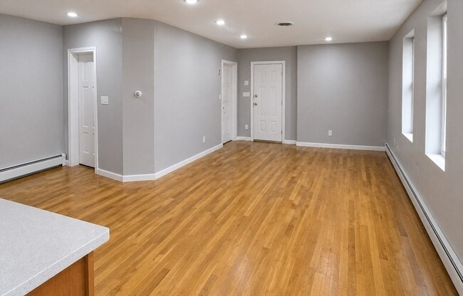 Building Photo - 898 Huntington Ave