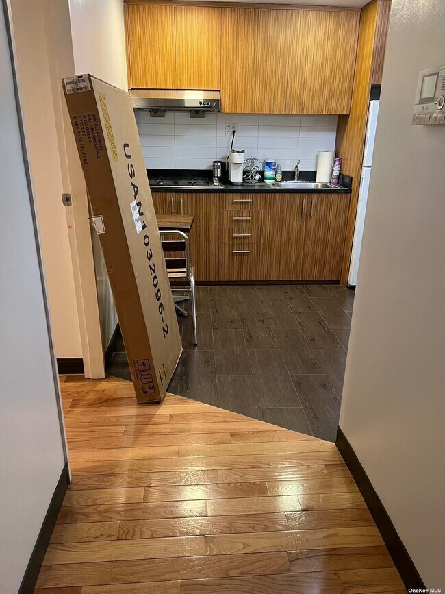 Foto del edificio - 135-53 Northern Blvd