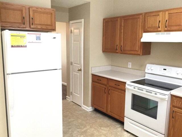 Foto del edificio - 6320 Downfield Wood Drive