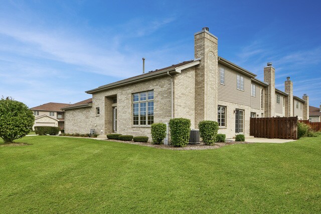 Building Photo - 9329 Sutter Dr