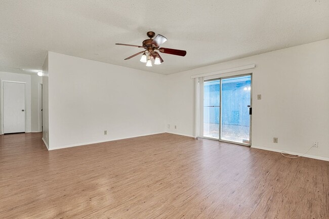 Building Photo - 13343 Pecan Glade