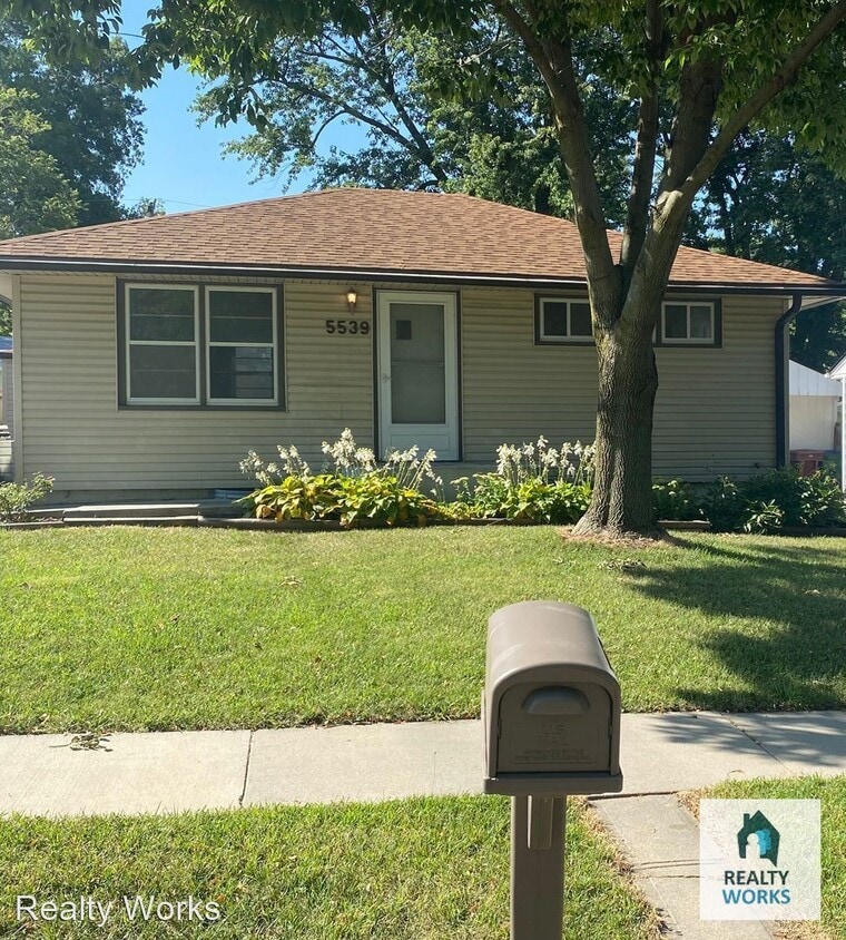 3 br, 1.5 bath House 5539 Oldham Street House for Rent in Lincoln