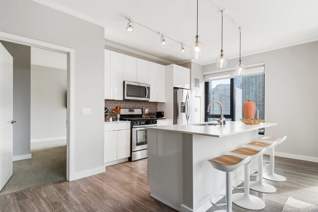 Foto del edificio - 829 N Clark St