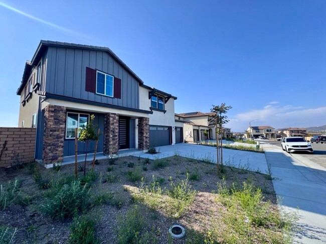 Foto del edificio - 4 bedroom Quartz Ranch home for LEASE in M...
