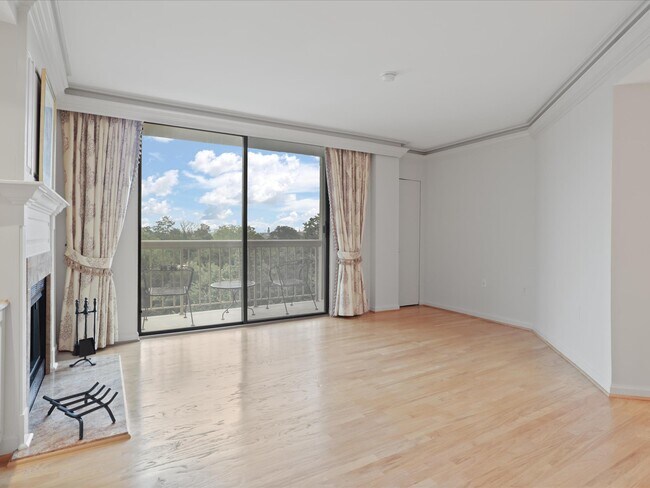 Foto del edificio - 2725 Connecticut Ave NW