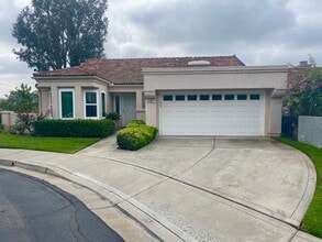 Building Photo - 1689 El Rancho Verde