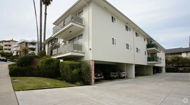 Foto del edificio - 1308 Palos Verdes Dr