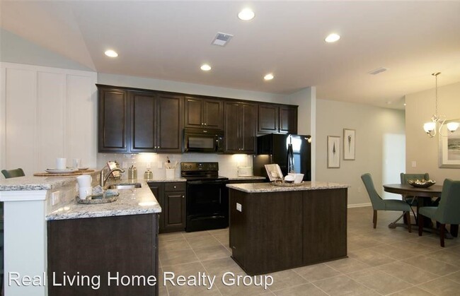 Building Photo - 737 Salerno Cir