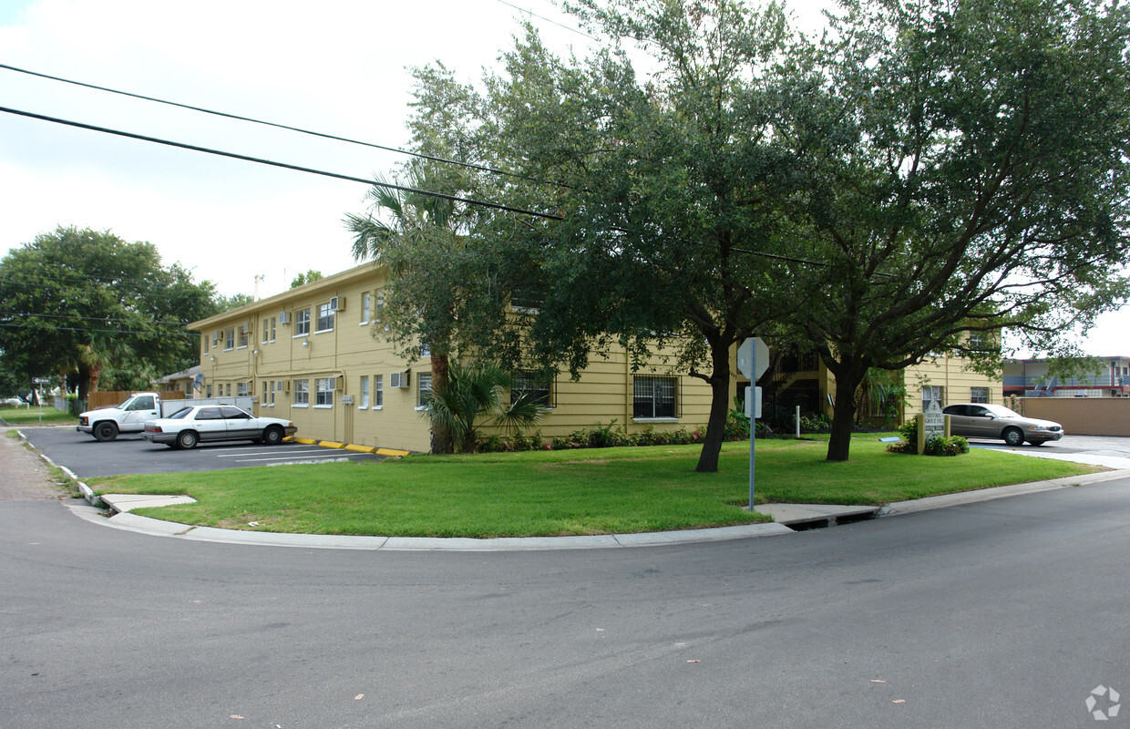 Foto del edificio - Kenwood Apartments