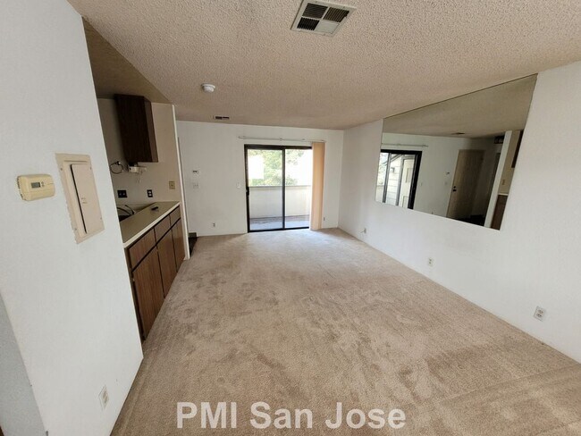Building Photo - Studio Apartment