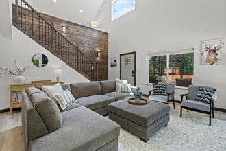 Building Photo - 253 Skate Creek Rd N