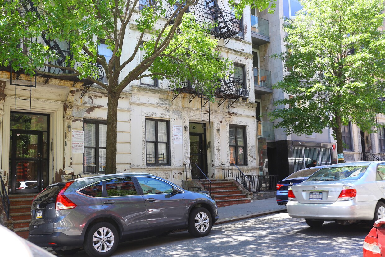 Building Photo - 112-114 E 97th St