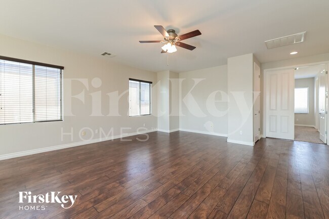 Building Photo - 28 Delighted Ave