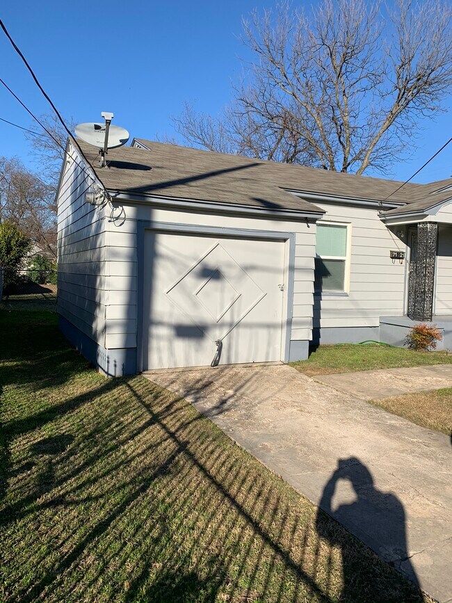 Photo - 7121 Toland St House