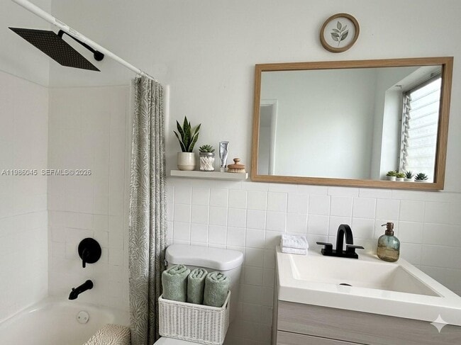 Building Photo - 316 Surfside Blvd