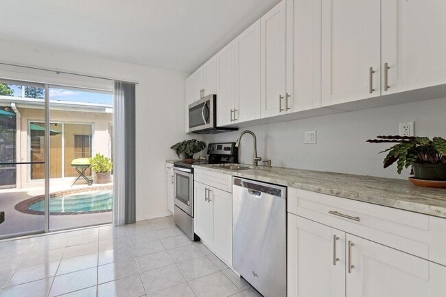 Building Photo - 216 Ocean Breeze
