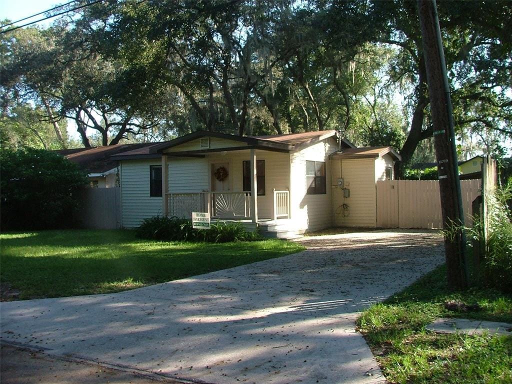 Building Photo - 11709 Hoyt Ave