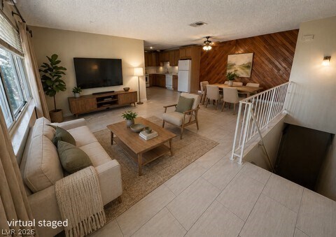 Foto del edificio - 4734 Roberta St