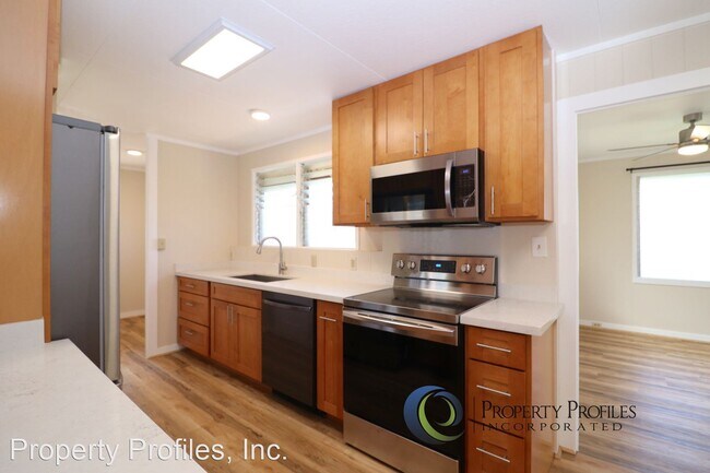 Building Photo - 3 br, 2.5 bath House - 67-074 NAUAHI STREET