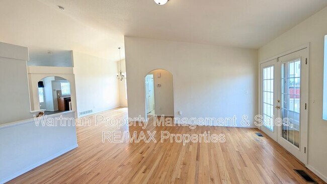 Foto del edificio - 5120 Finadene Ct