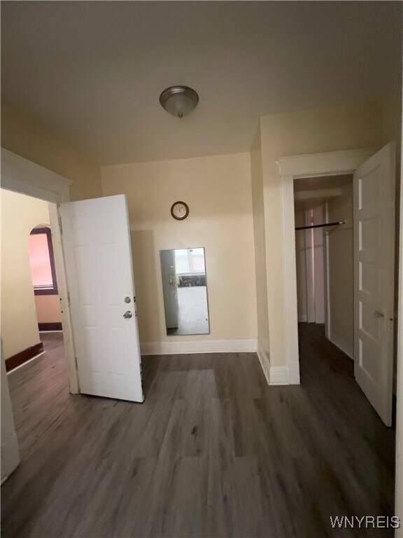 Foto del edificio - 282 E Delavan Ave