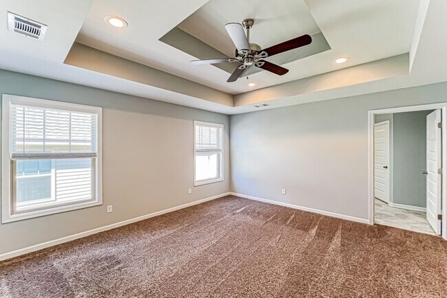 Foto del edificio - 16382 Pottery Ln
