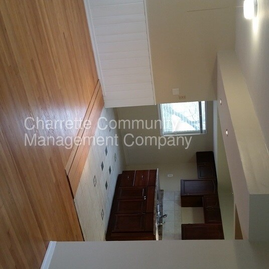 Foto del edificio - 10741 Spring Garden Dr