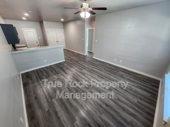 Foto del edificio - 219 S Hope Ave