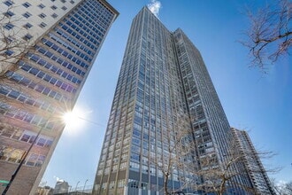 Building Photo - 655 W Irving Park Rd