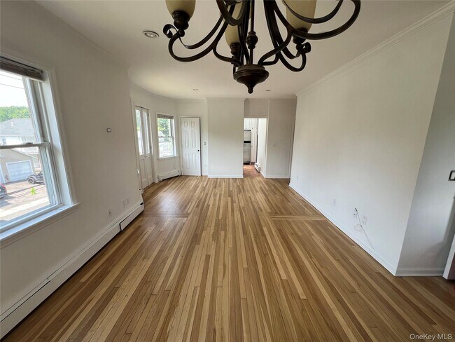 Foto del edificio - 339 Midland Ave