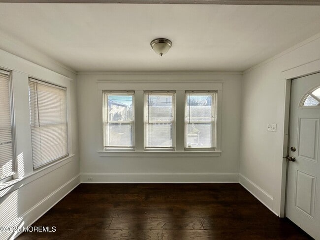 Foto del edificio - 139 Otis Ave