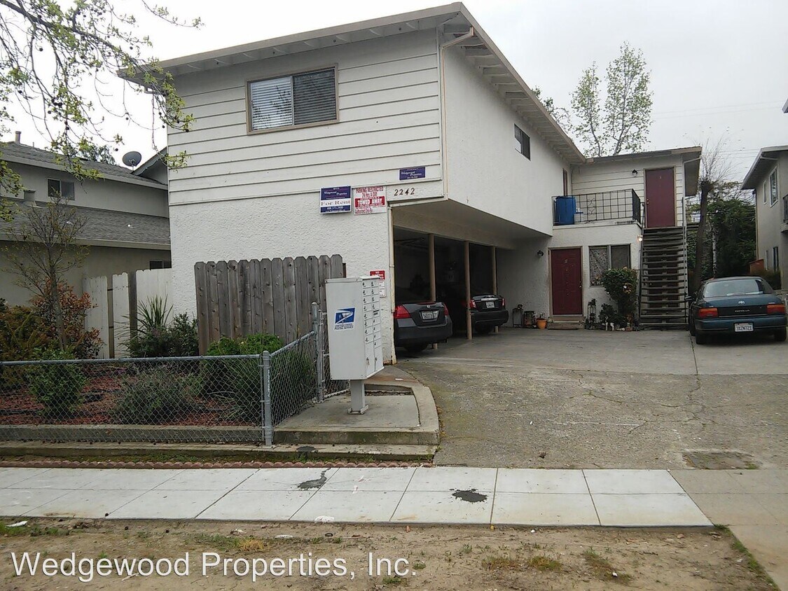2242 Shamrock Dr, San Jose, CA 95124 Room for Rent in San Jose, CA