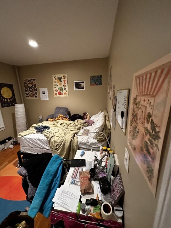 Foto del edificio - 3 bedroom in Brookline MA 02446