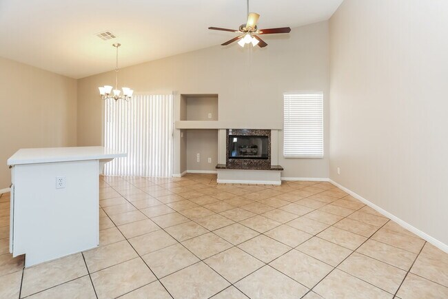 Foto del edificio - 4427 Roaming Breeze Rd