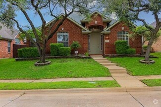 Building Photo - 2034 Westbury Ln